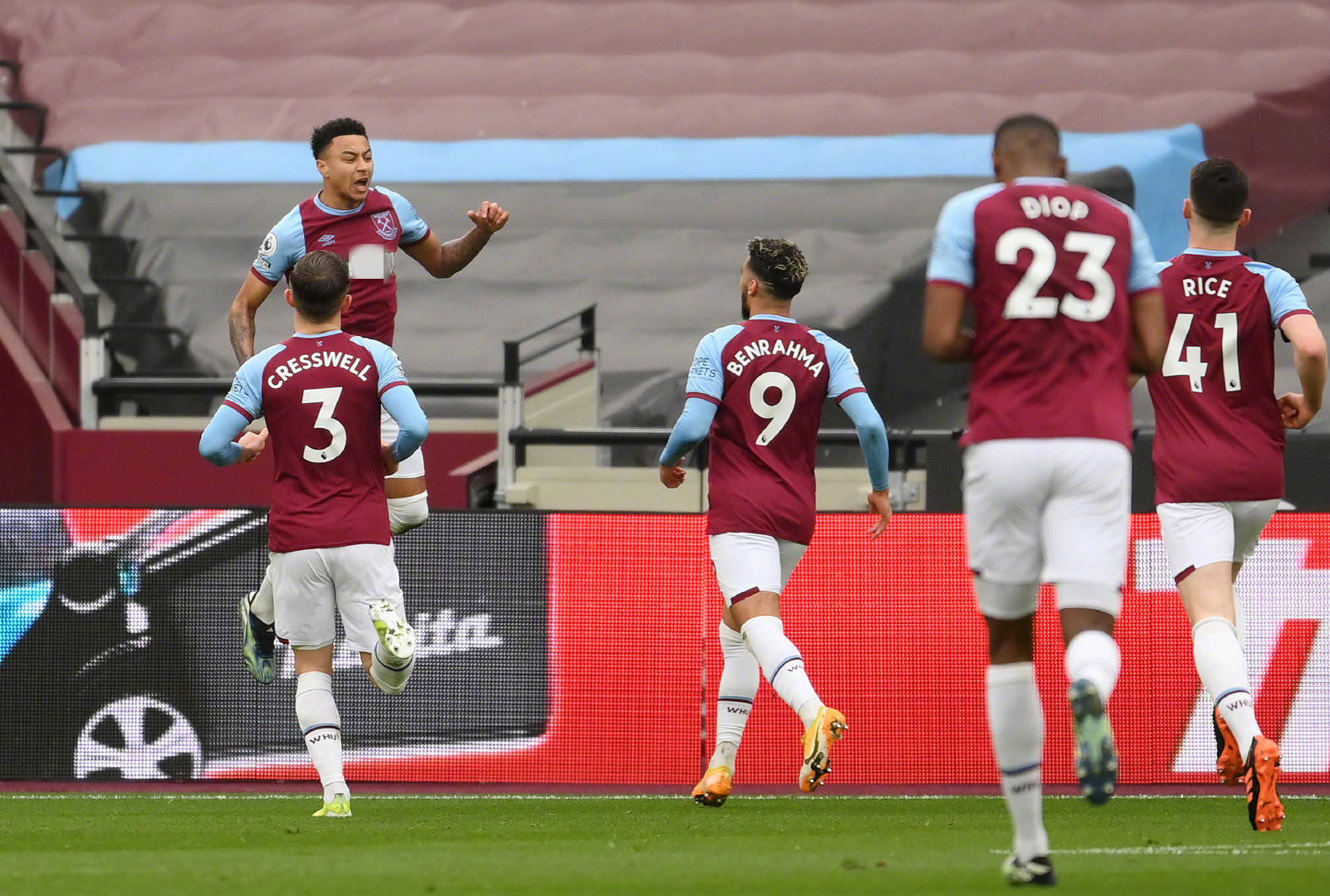 表现不仅点 表现不仅点